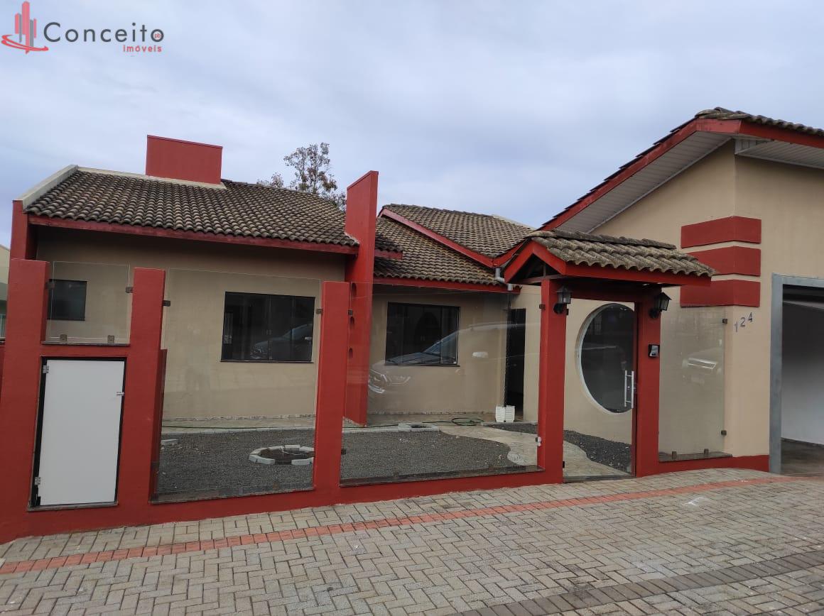 ALUGA - CASA LOCALIZADA NO BAIRRO ALVORADA, PATO BRANCO - PR