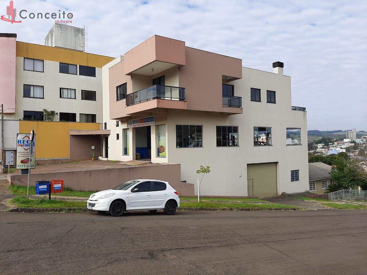 ALUGA - BARRAC?O  LOCALIZADO NO BAIRRO AMADORI