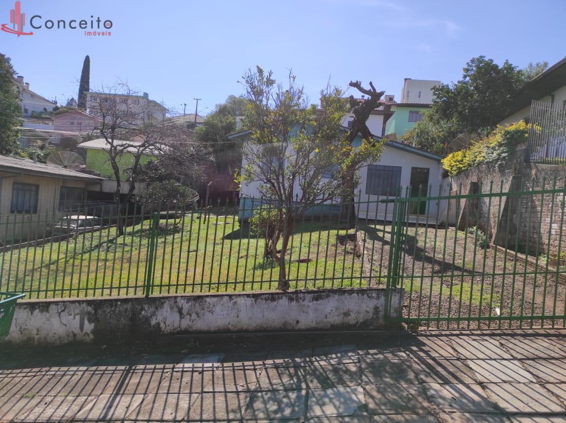 ALUGA - CASA NO BAIRRO BANCÁRIOS NA CIDADE DE PATO BRANCO - PR