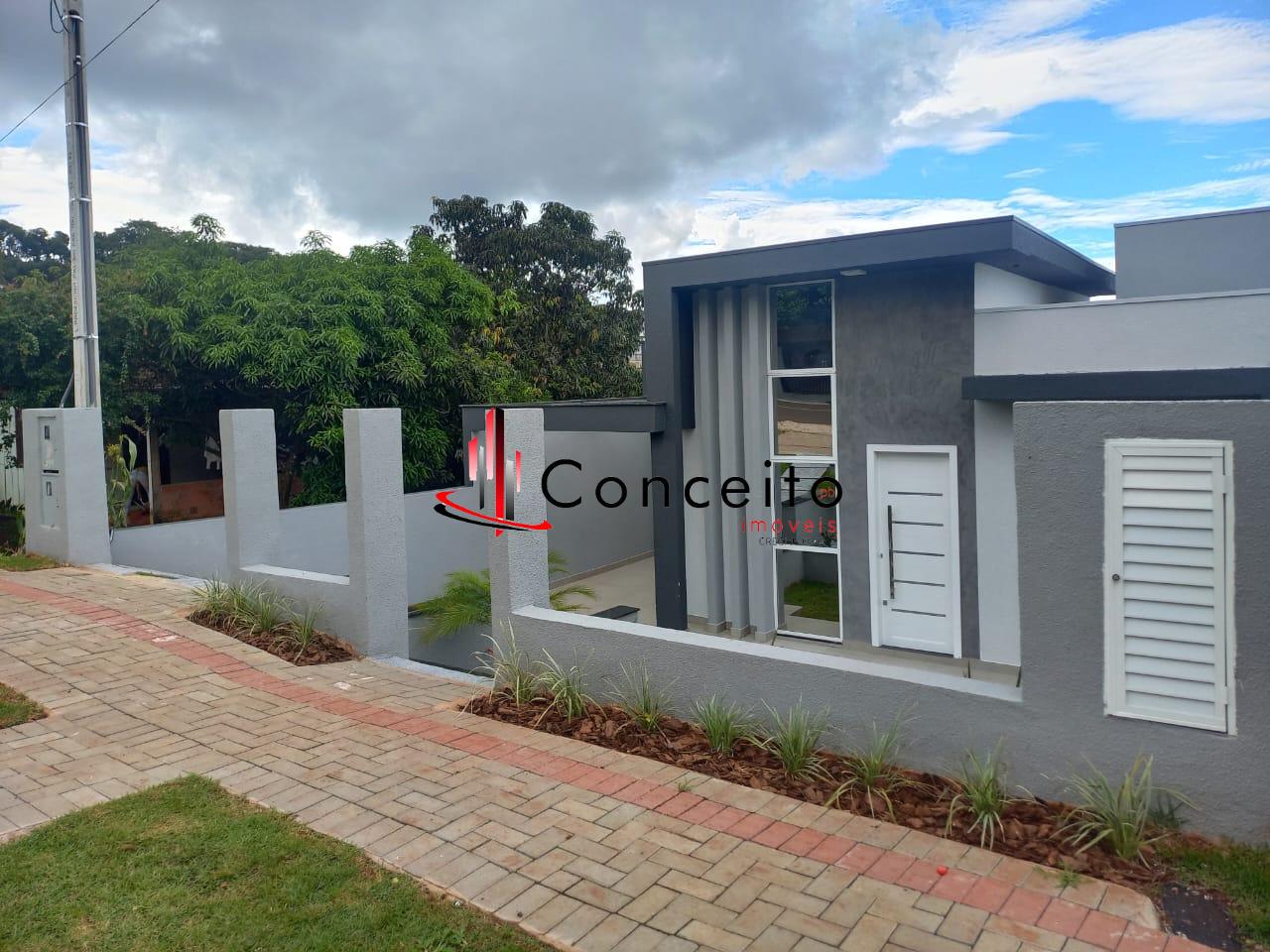 VENDE CASA LOCALIZADA NO  JARDIM PRIMAVERA PATO BRANCO - PR