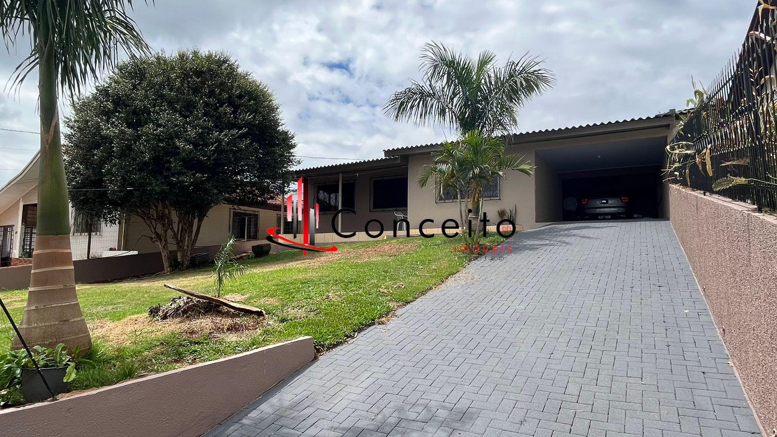 VENDE CASA LOCALIZADA NO  BAIRRO CRISTO REI, PATO BRANCO - PR