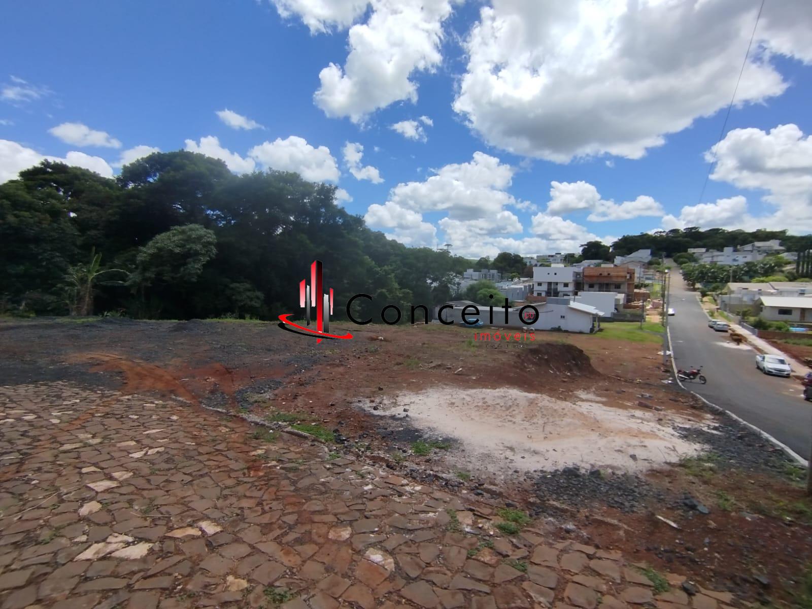 VENDE TERRENO CADORIN