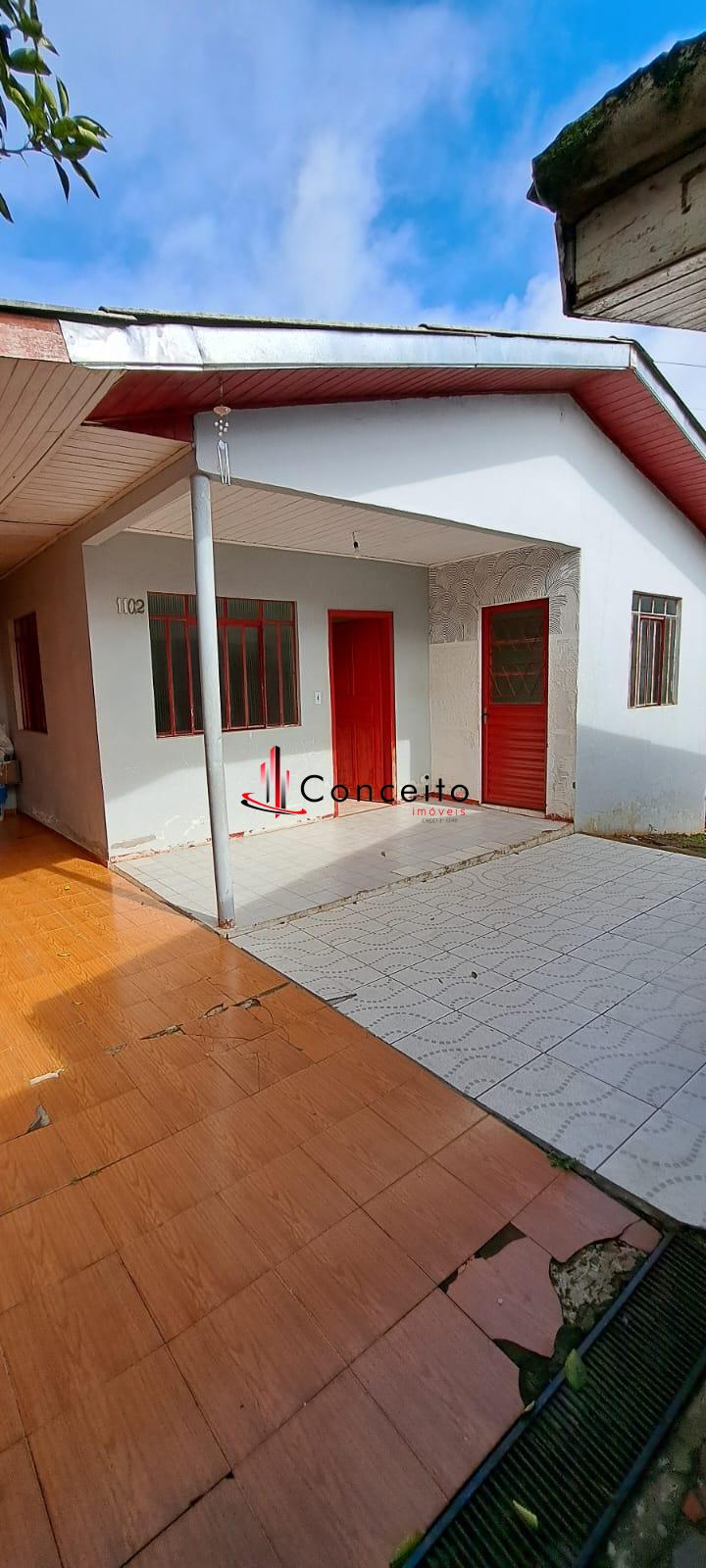 ALUGA - CASA LOCALIZADA NO BAIRRO VILA IZABEL, PATO BRANCO - PR