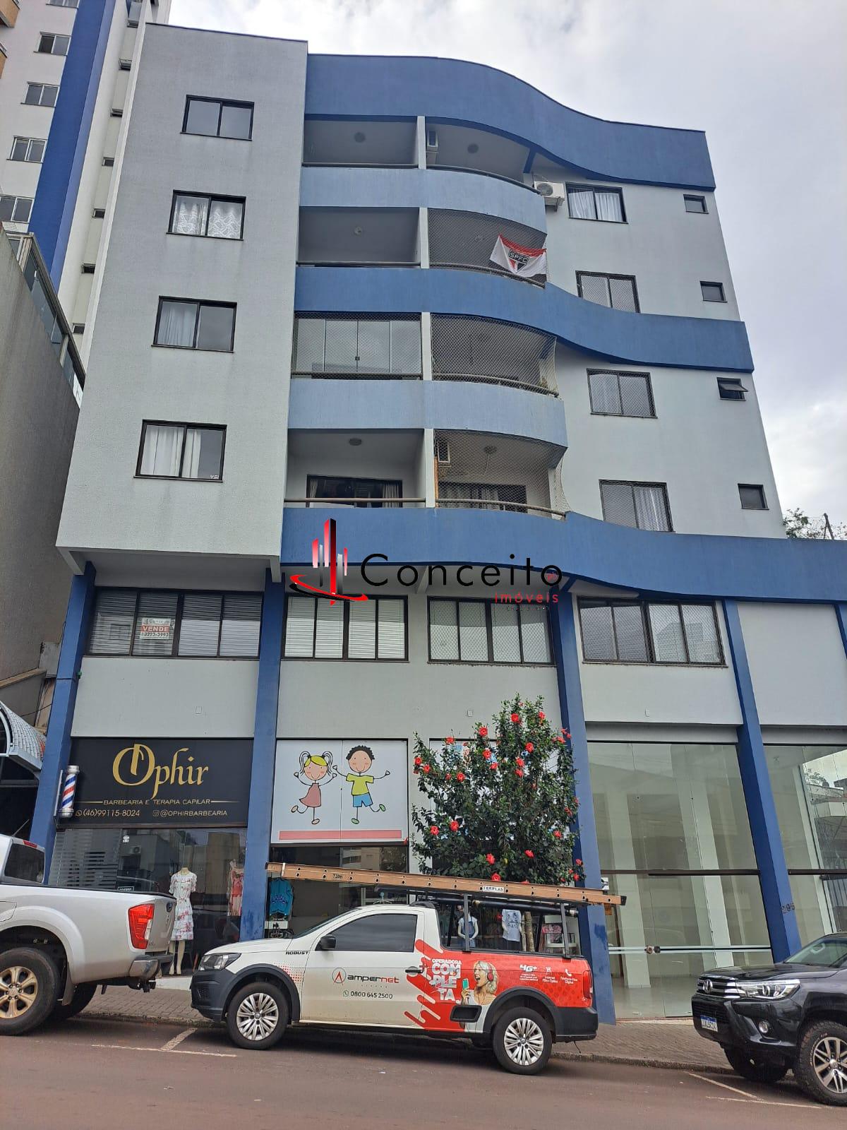 VENDE - SALA COMERCIAL NO ED LIBERTY CENTER, CENTRO, PATO BRAN...