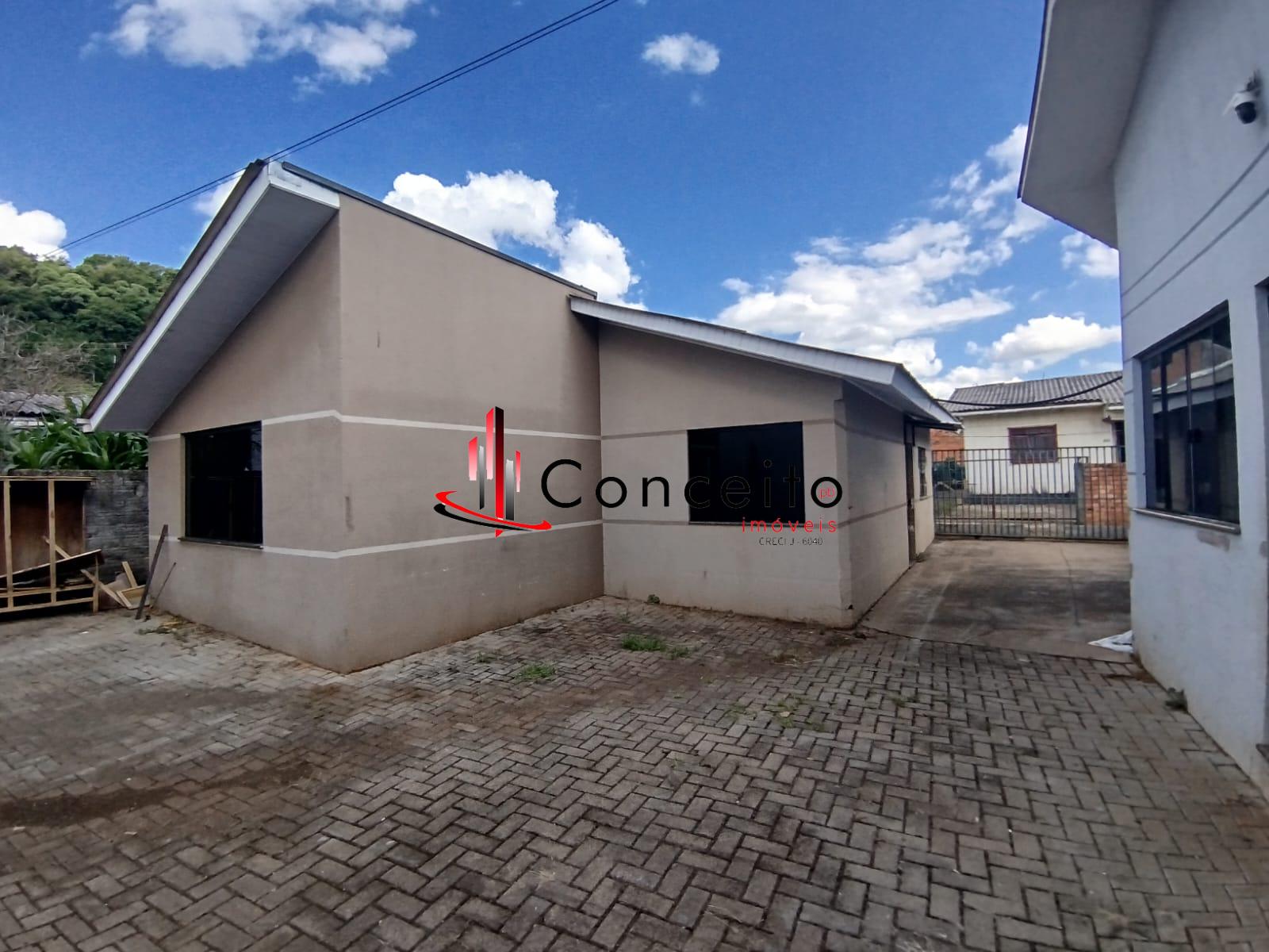 ALUGA - CASA DE FUNDOS NO BAIRRO BONATTO, PATO BRANCO - PR