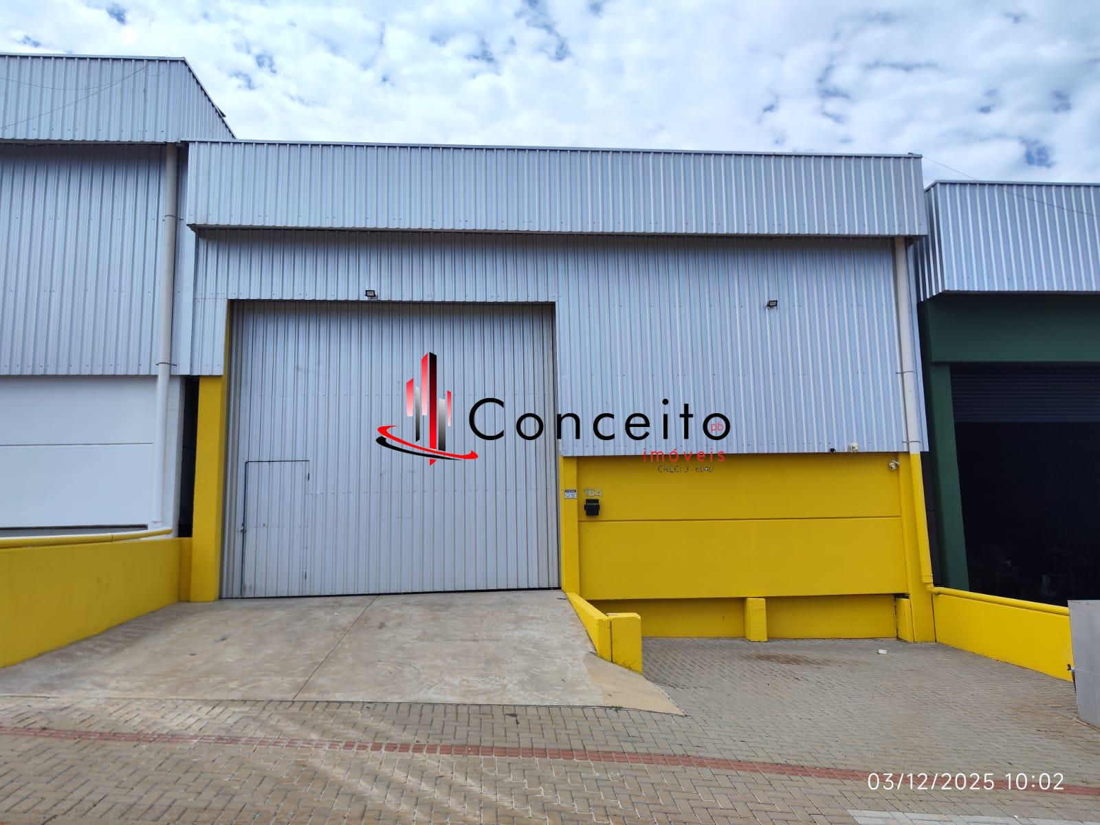 ALUGA- BARRAC?O LOTEAMENTO DALLA VECHIA - BR,ATR?S DA CANTU VE...