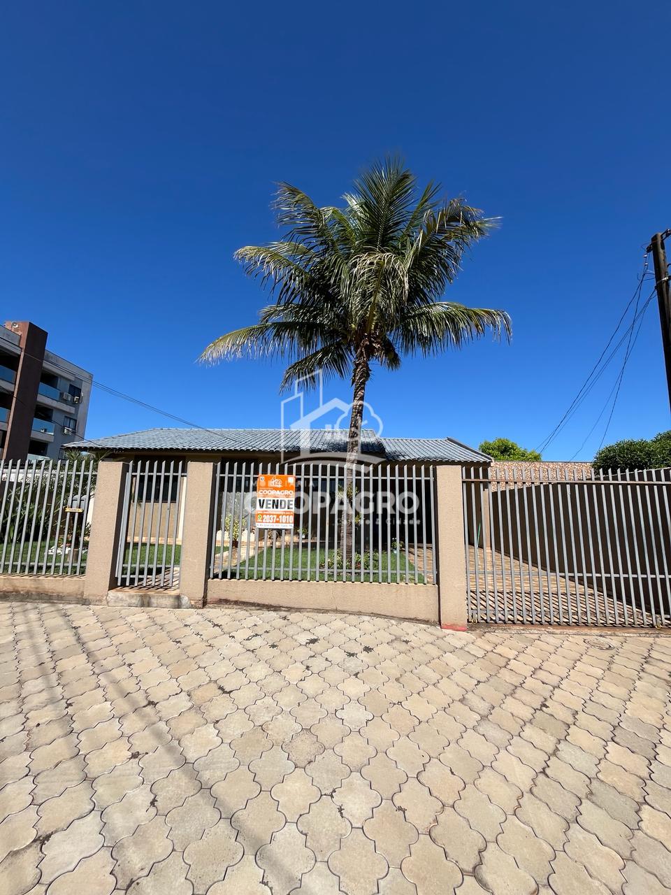 Casa com tr?s dormit?rios, ? venda no Jardim Coopagro em Toled...