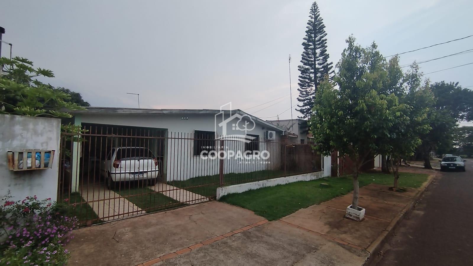 Casa à venda no Loteamento Fachini no Jardim Coopagro em Toled...