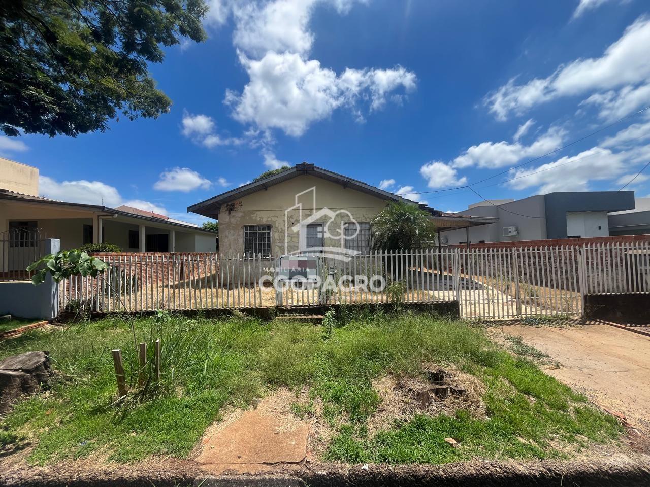 Casa usada com ótima localização à venda no Jardim Santa Maria...