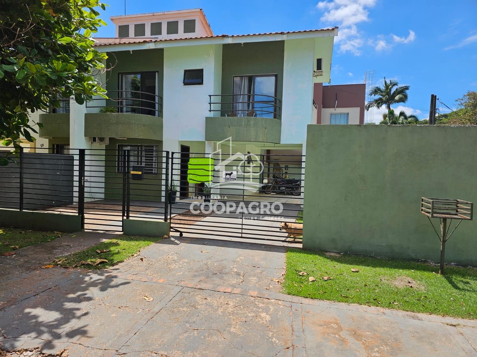 Sobrado semi mobiliado  - Jardim Gisela - Toledo - PR. Com Trê...