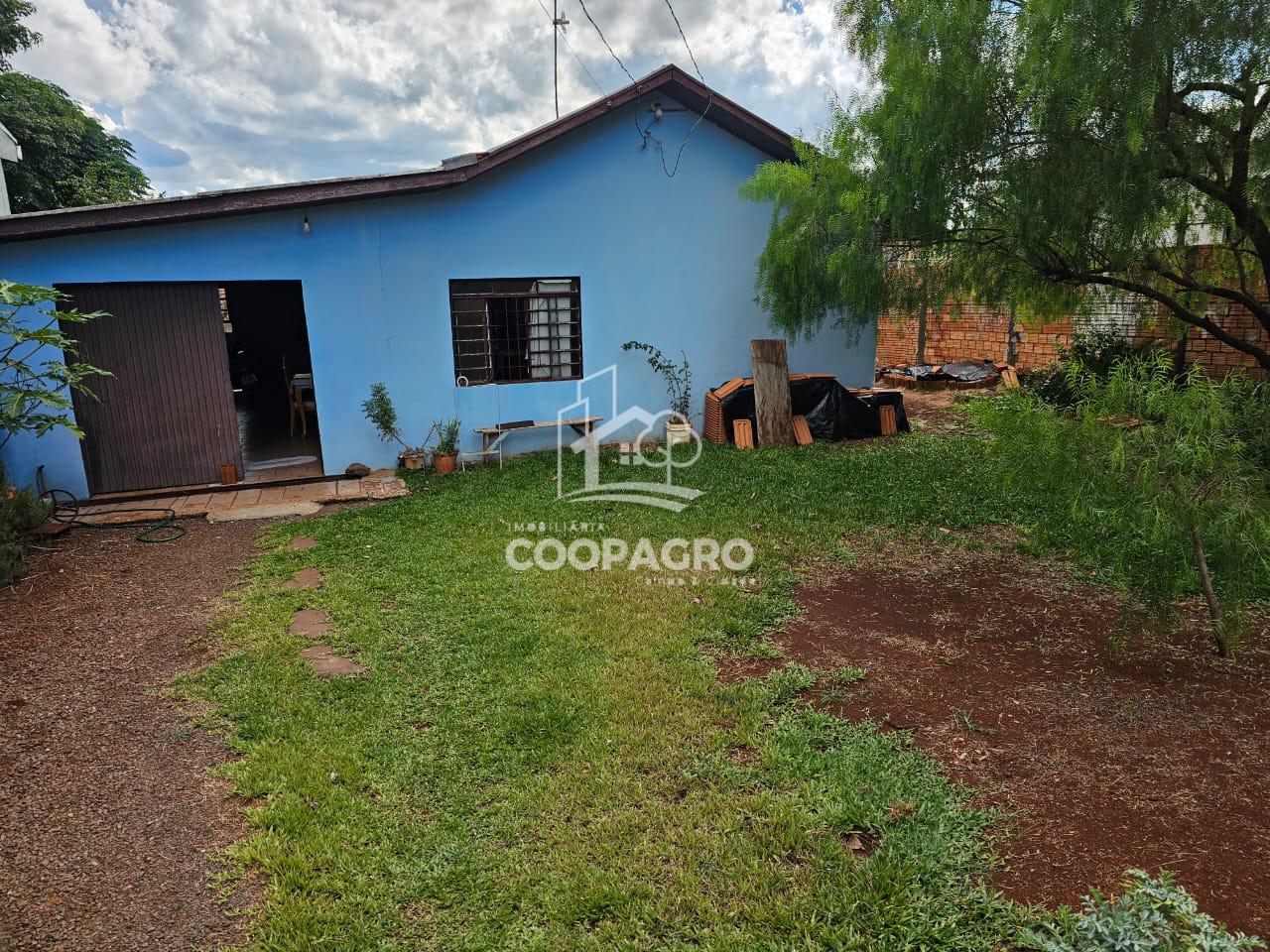 Casa com terreno de 490,00 m , localizada no Jardim Coopagro e...