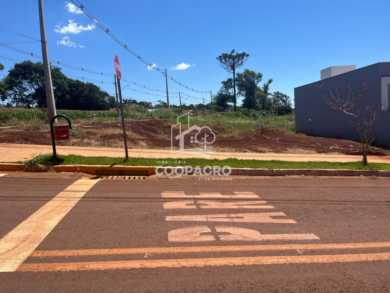 Terreno de esquina, localizado no Loteamento Dona Leda - Toled...