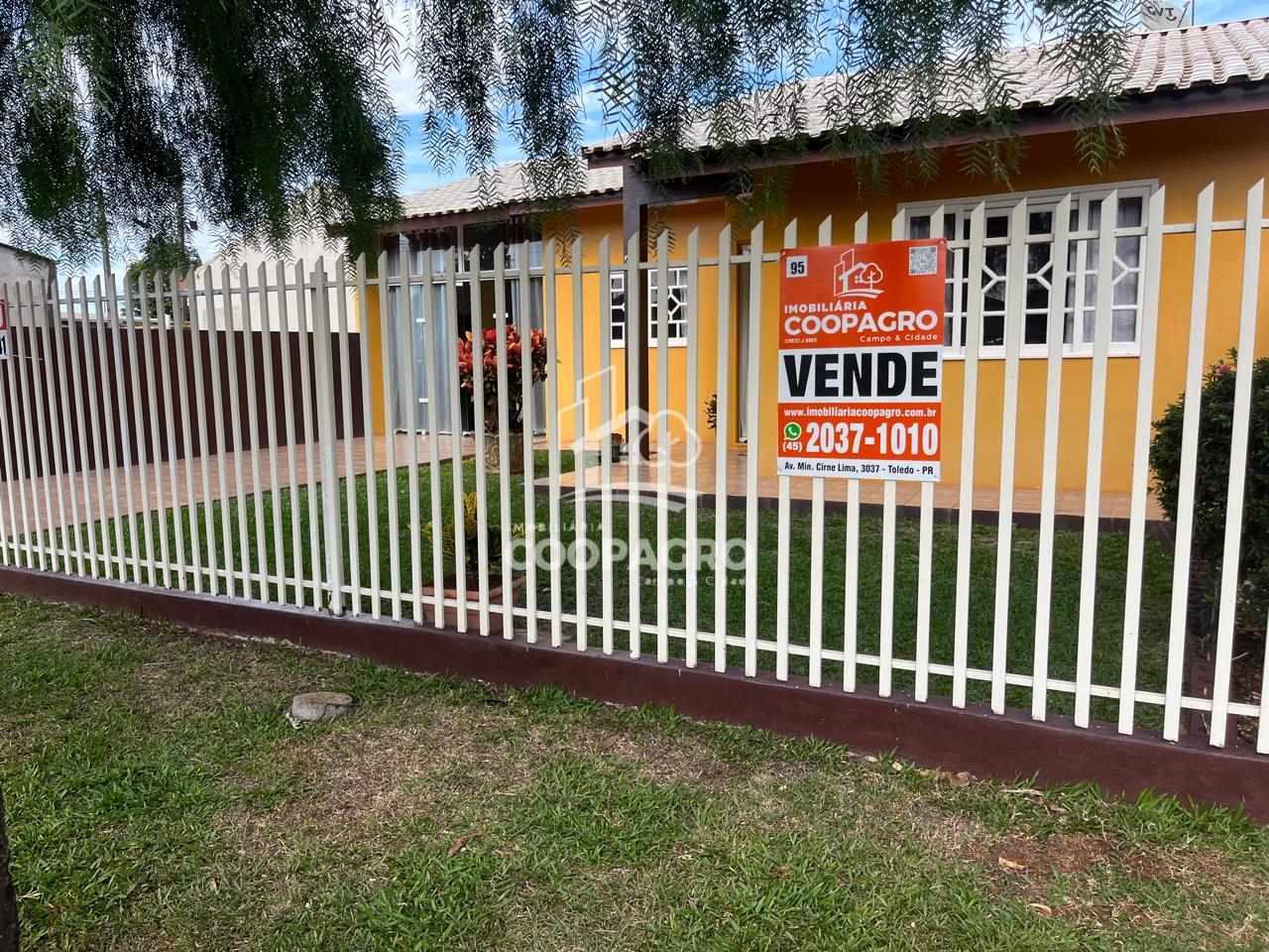 Casa à venda  com 110,00 m2 ,ótima localização proxima do merc...