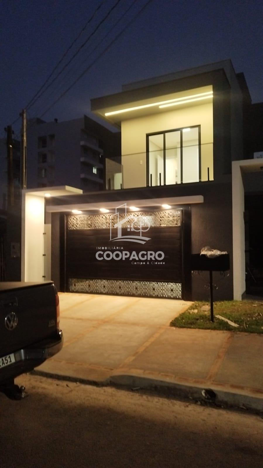 Sobrado à venda localizado na Vila Industrial perto do lago mu...
