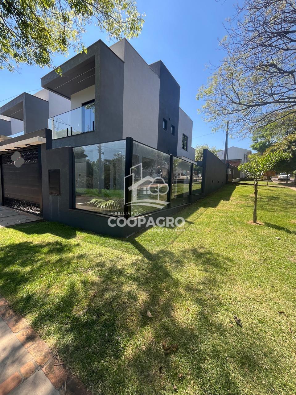 Sobrado à venda localizado na Vila Industrial perto do lago mu...