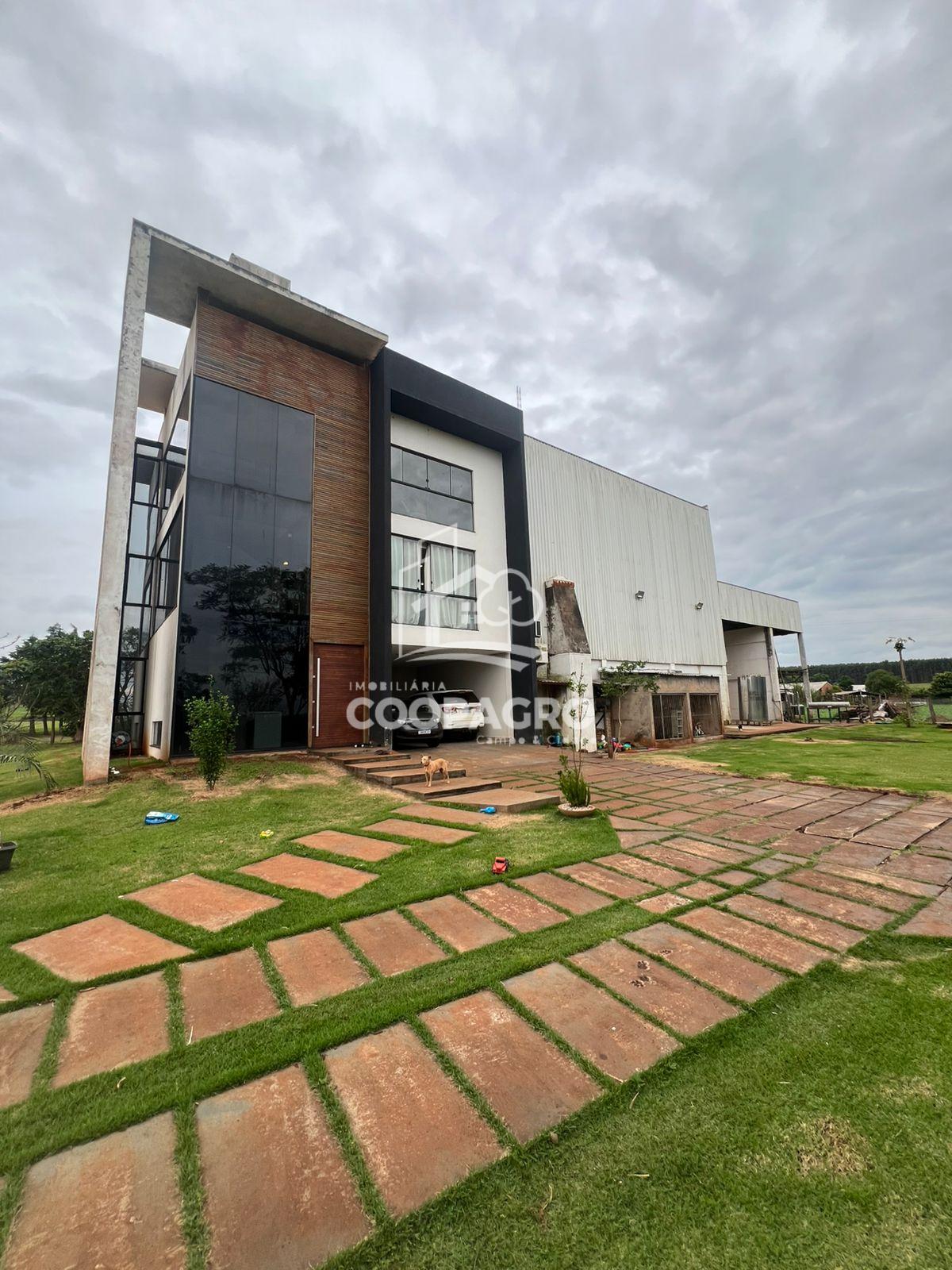 Chácara à venda de 31.619,46 m2 com sobrado 540 m2 e barracão ...