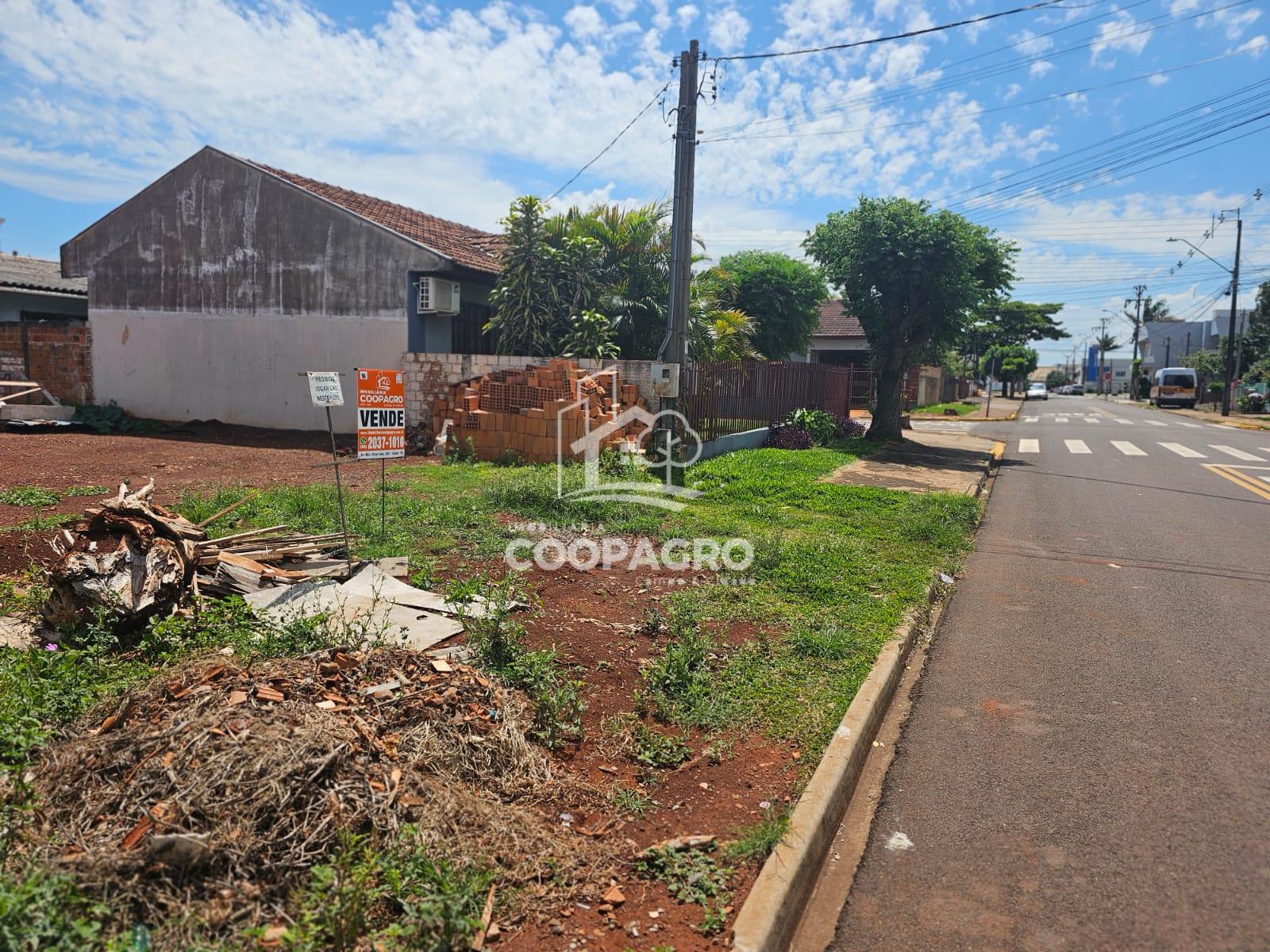 Terreno à venda localizado no Jardim Coopagro em Toledo - PR