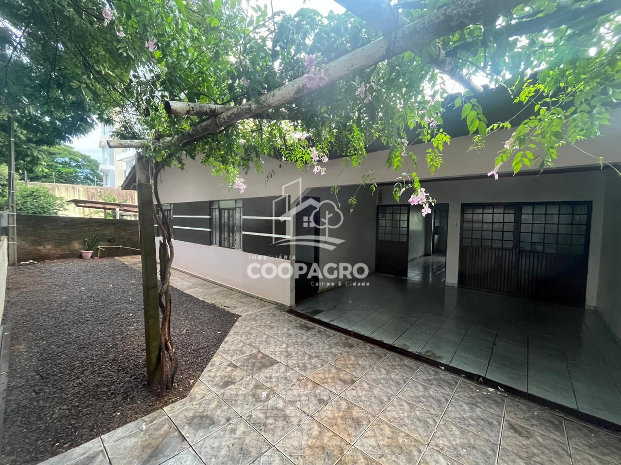 Casa à venda com apróximadamente 180,00 me em terreno 490,00 m...