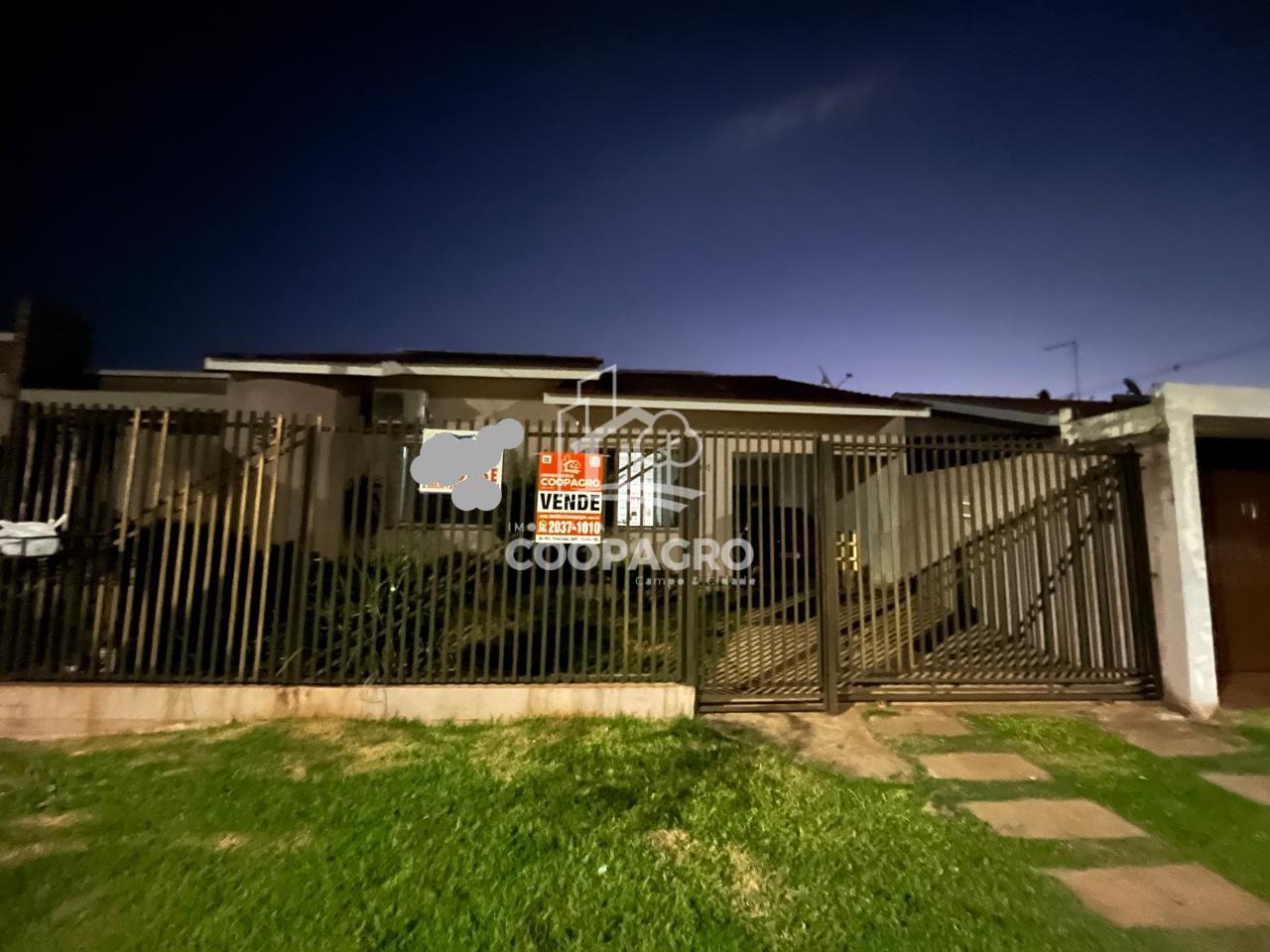 Casa à venda com 115,00 m2 com piscina, terreno 300,00 m2 -  C...