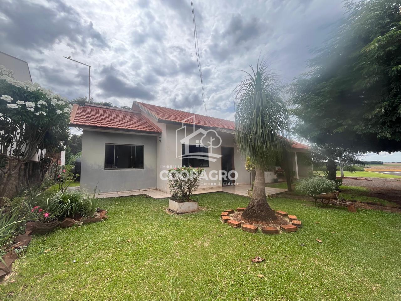 Casa à venda, área construide de aproxim. 192,00 m2, terreno 8...