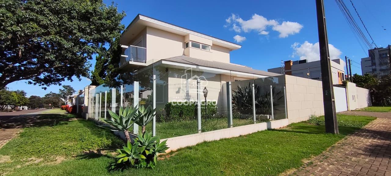 Sobrado com tr?s domit?rios, ? venda no Jardim La Salle - Tole...