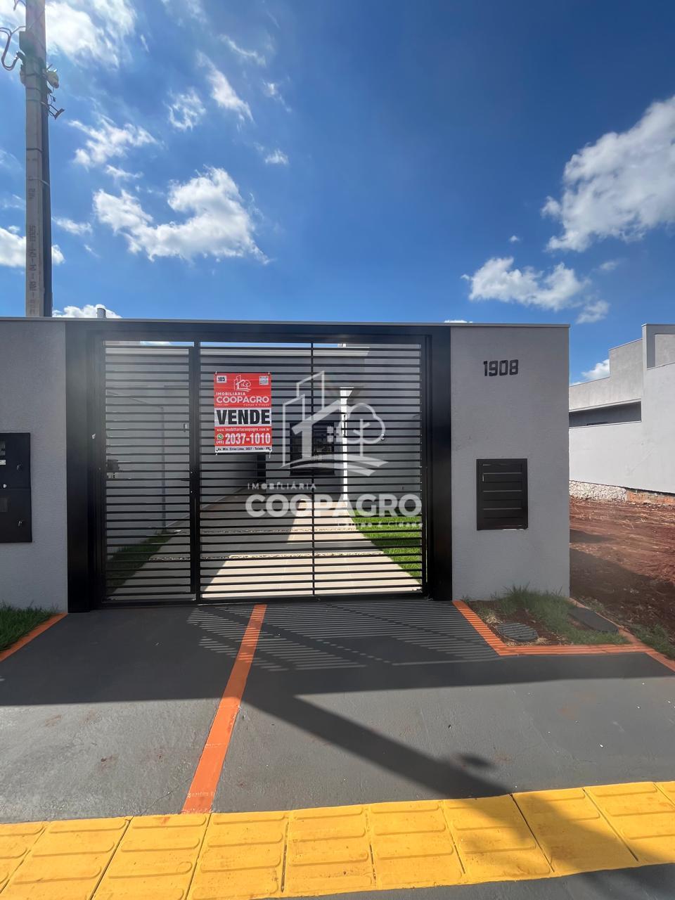 Casa à venda com suíte e mais um quarto,lavanderia fechada e c...