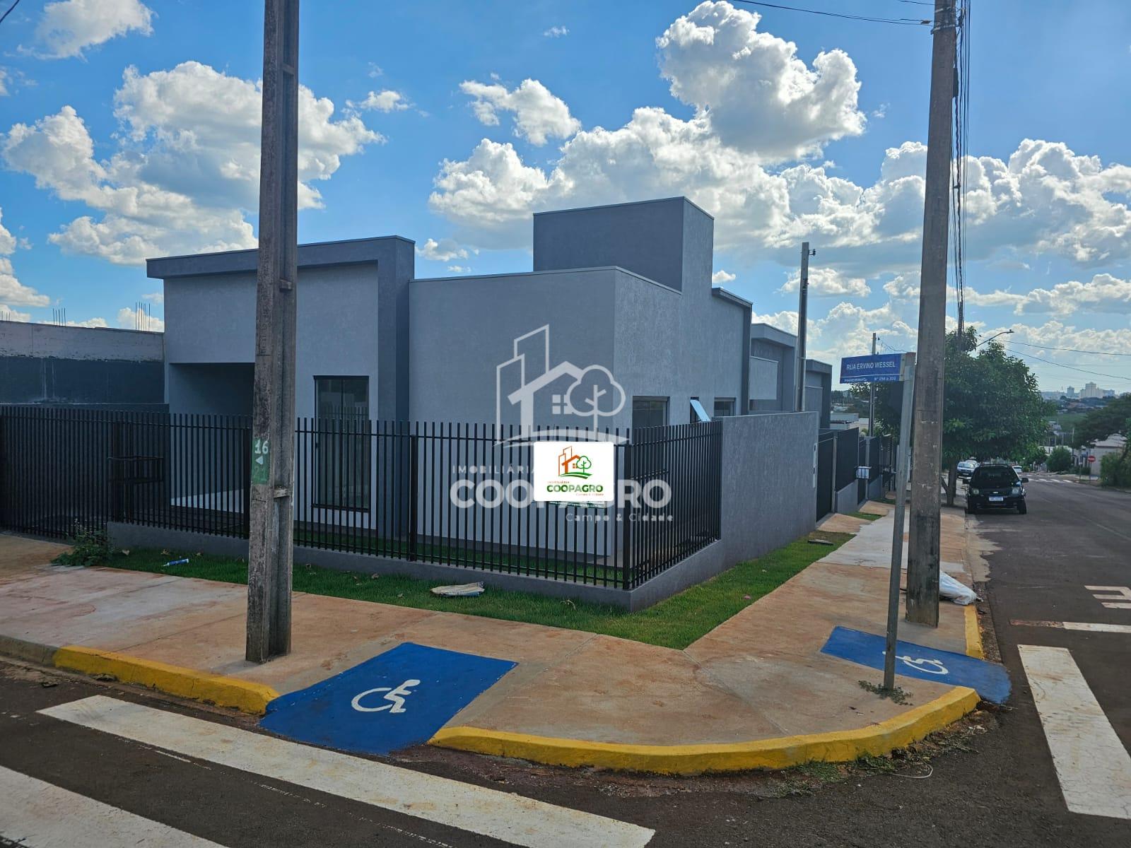 Casa ? venda, localizada, no Pinheirinho - Toledo - PR.