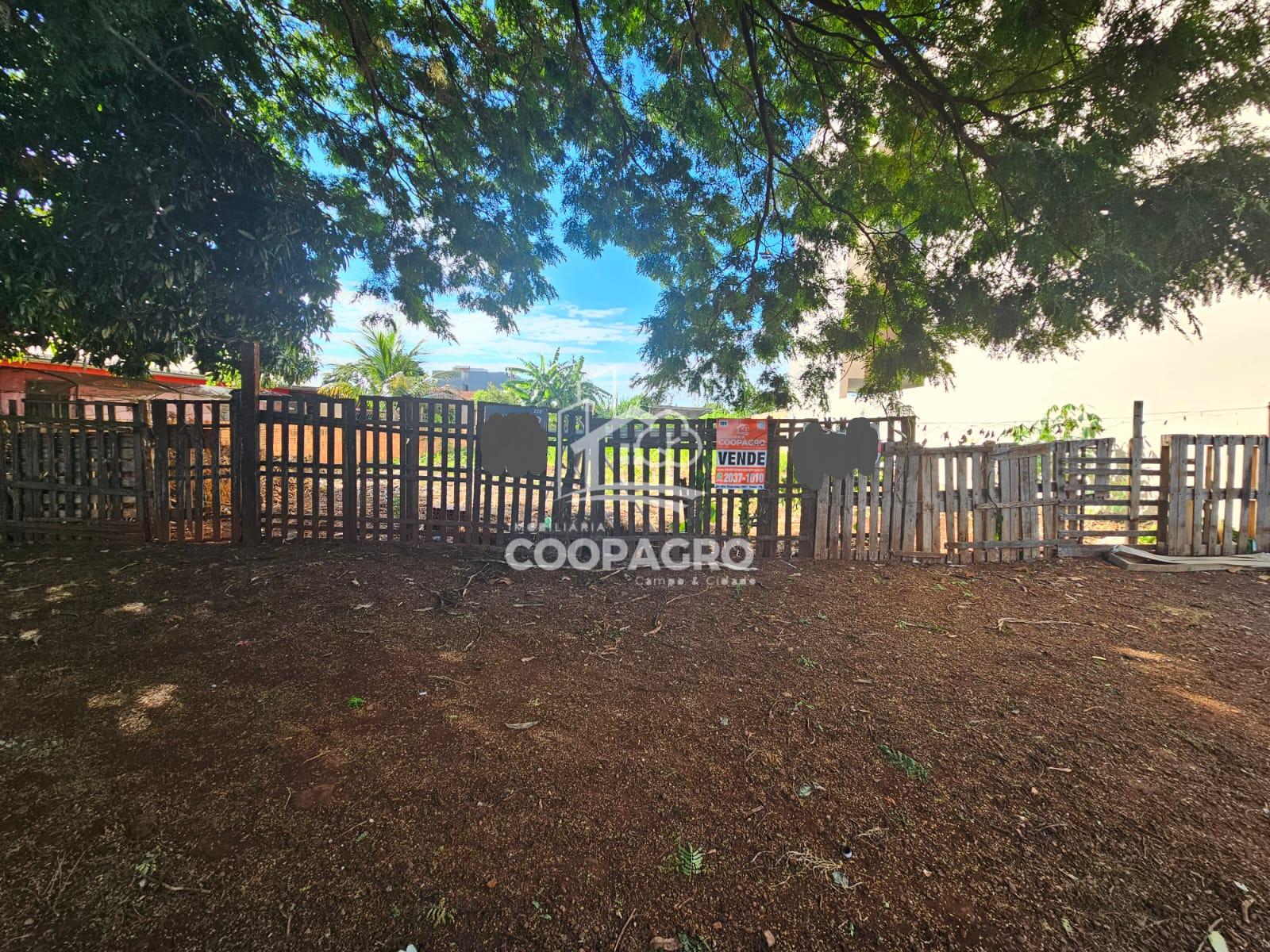 Terreno à venda localizado no Jardim Coopagro em Toledo - PR