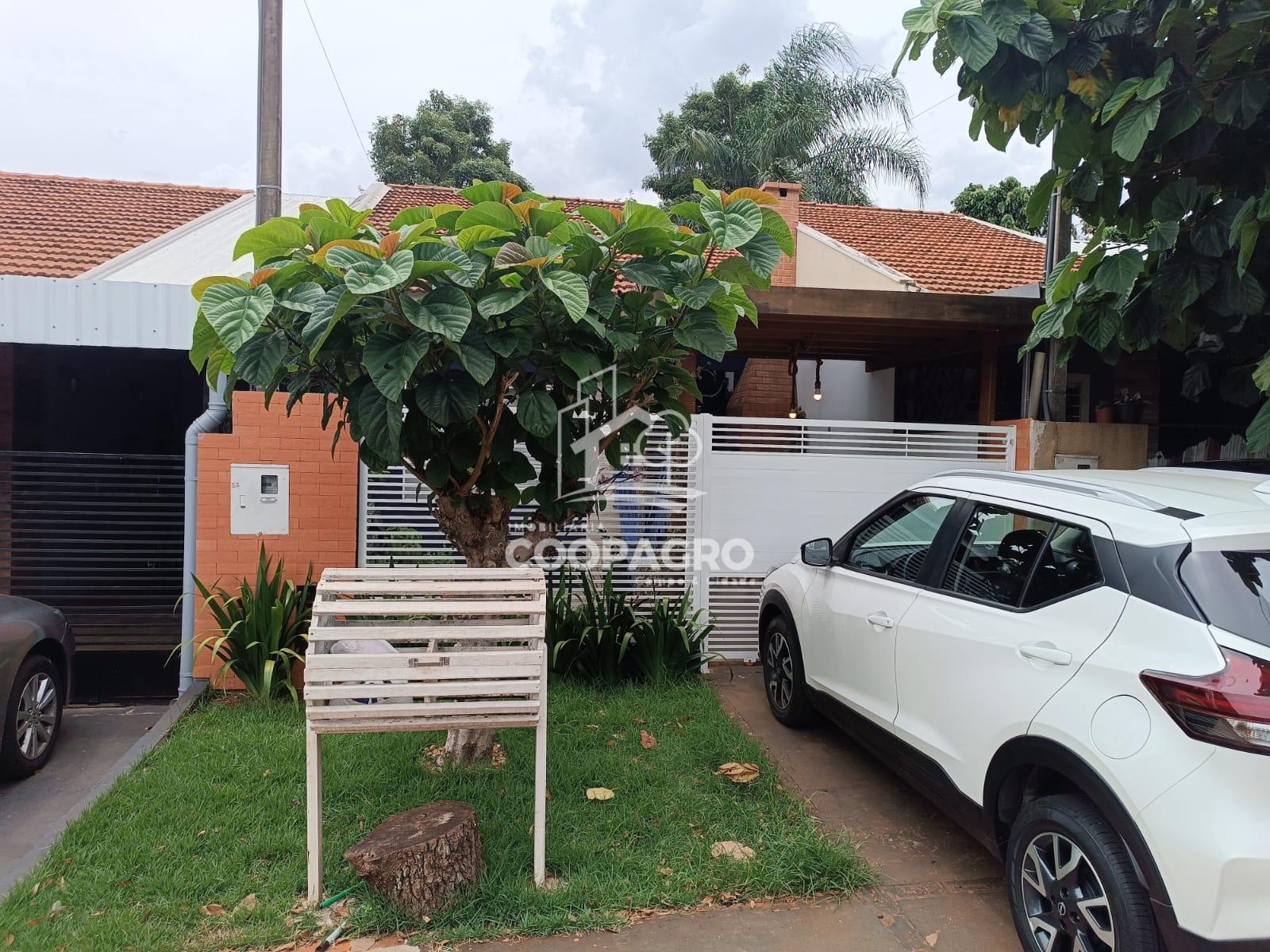 Casa à venda com aprox 72,75 m2 semi mobiliada JARDIM COOPAGRO...