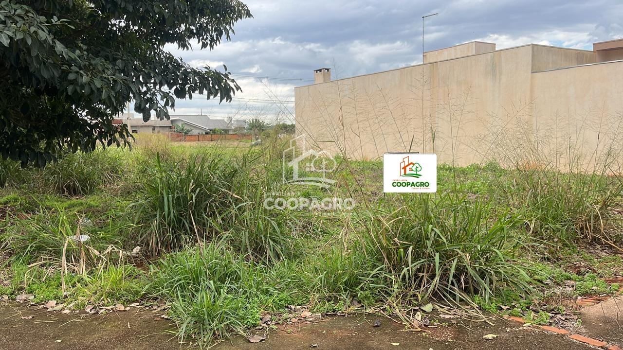 Terreno de esquina á venda,  no Tocantins - Toledo - PR.