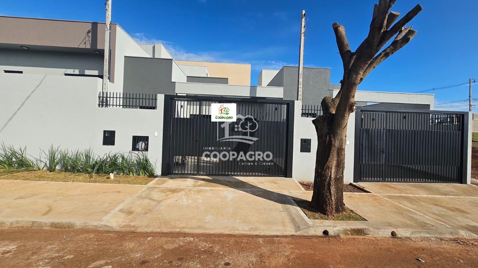 Casa á venda, excelente localização no Tocantins - Toledo - PR.