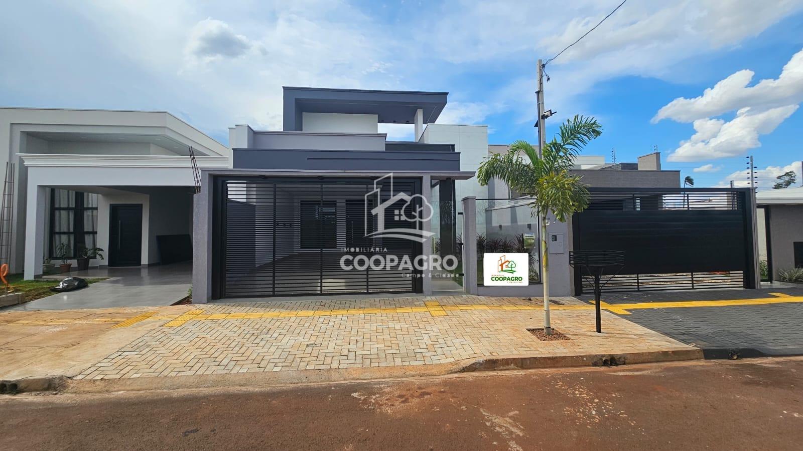 Casa pronta á venda no Loteamento Gualtieri - Toledo - PR.