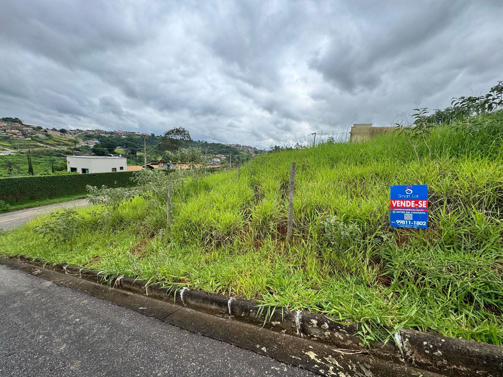 Lote à venda  240m   Localização privilegiada- Vila da Serra em Santa Bárbara MG