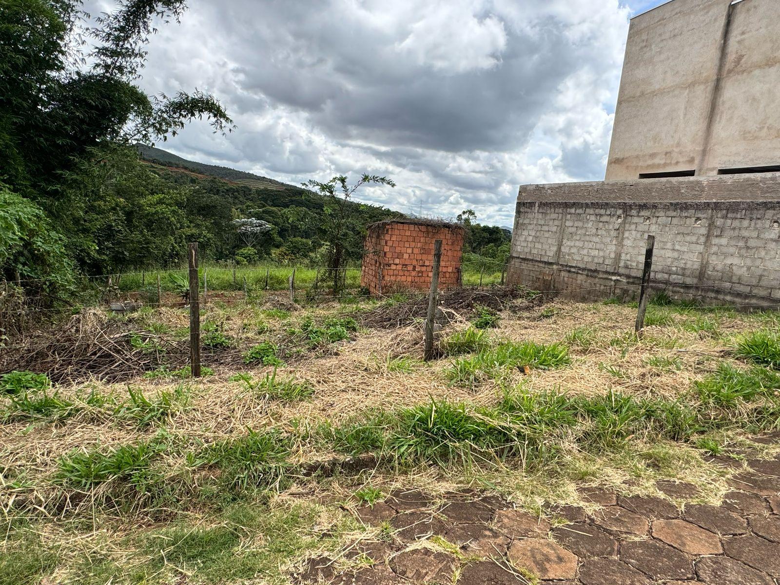 Lote no bairro Nacional - Barão de Cocais 192m  - Aceita  automóvel  Ótima oportunidade.