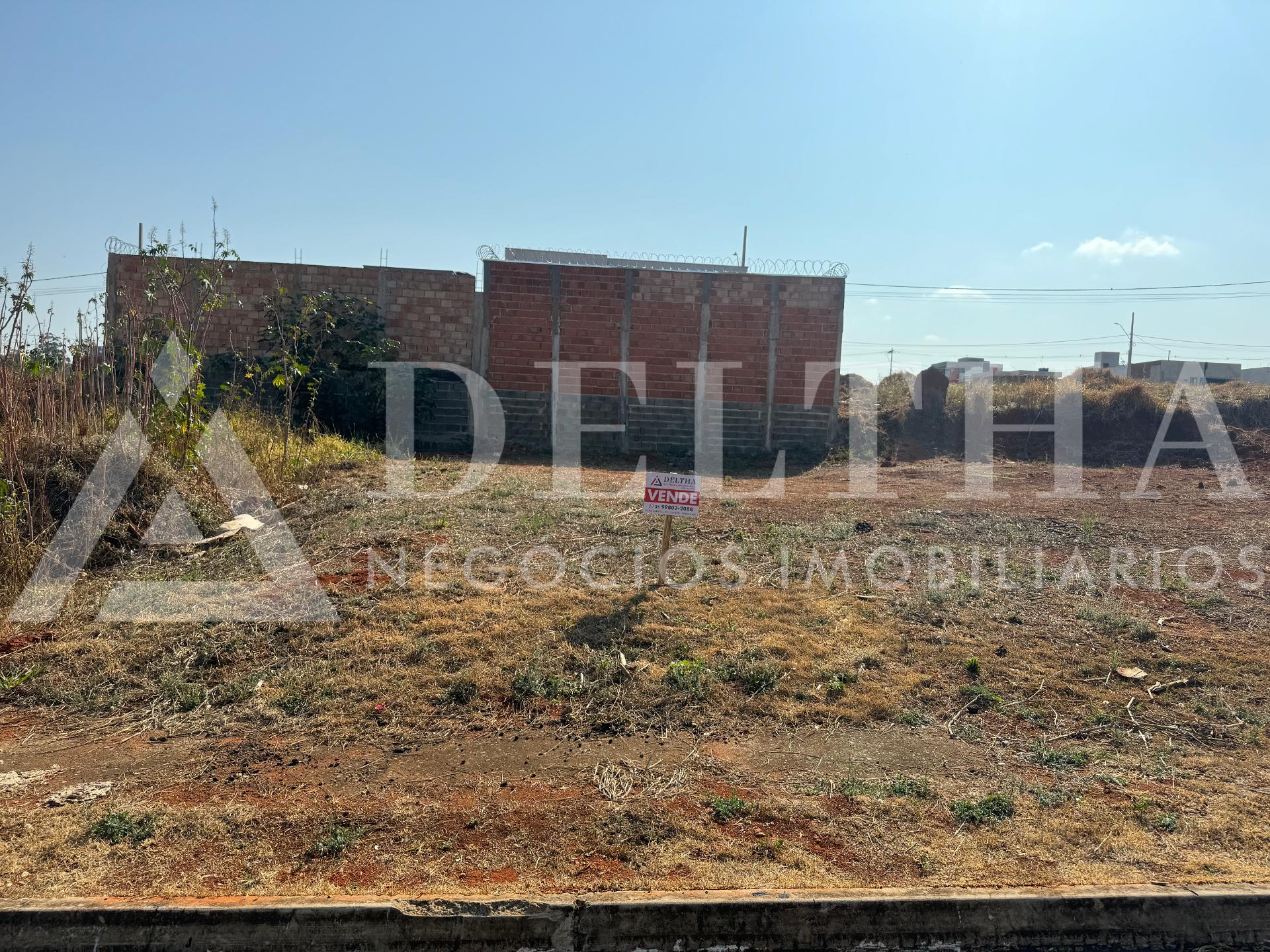 Lote à venda, Mirante do vale, PASSOS - MG contendo 200 metros...