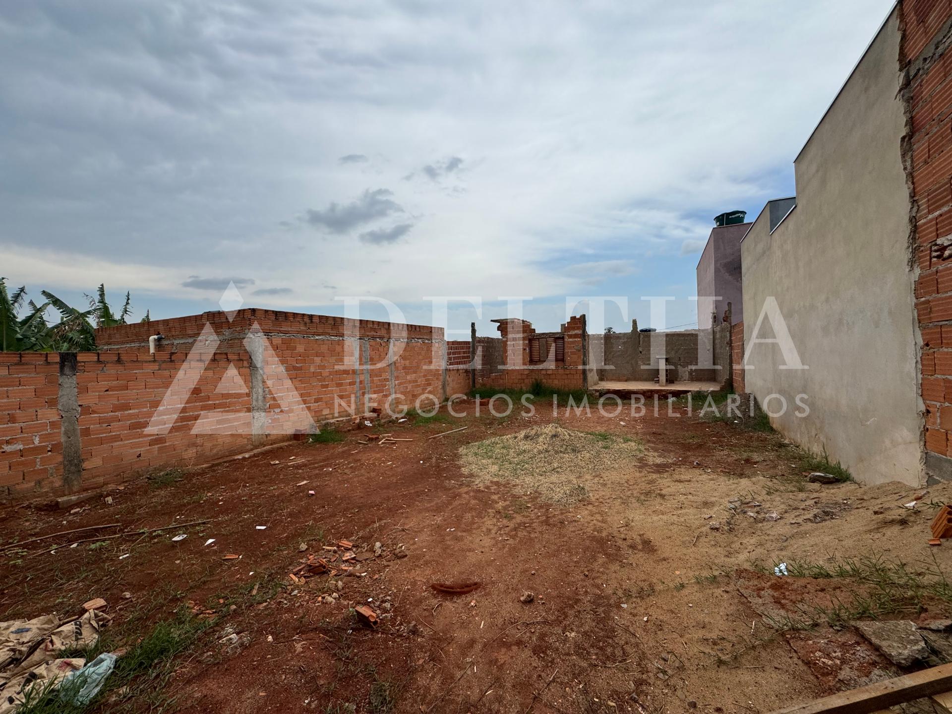 Lote ? venda, Jd. Floren?a, PASSOS - MG plano, murado e j? com...