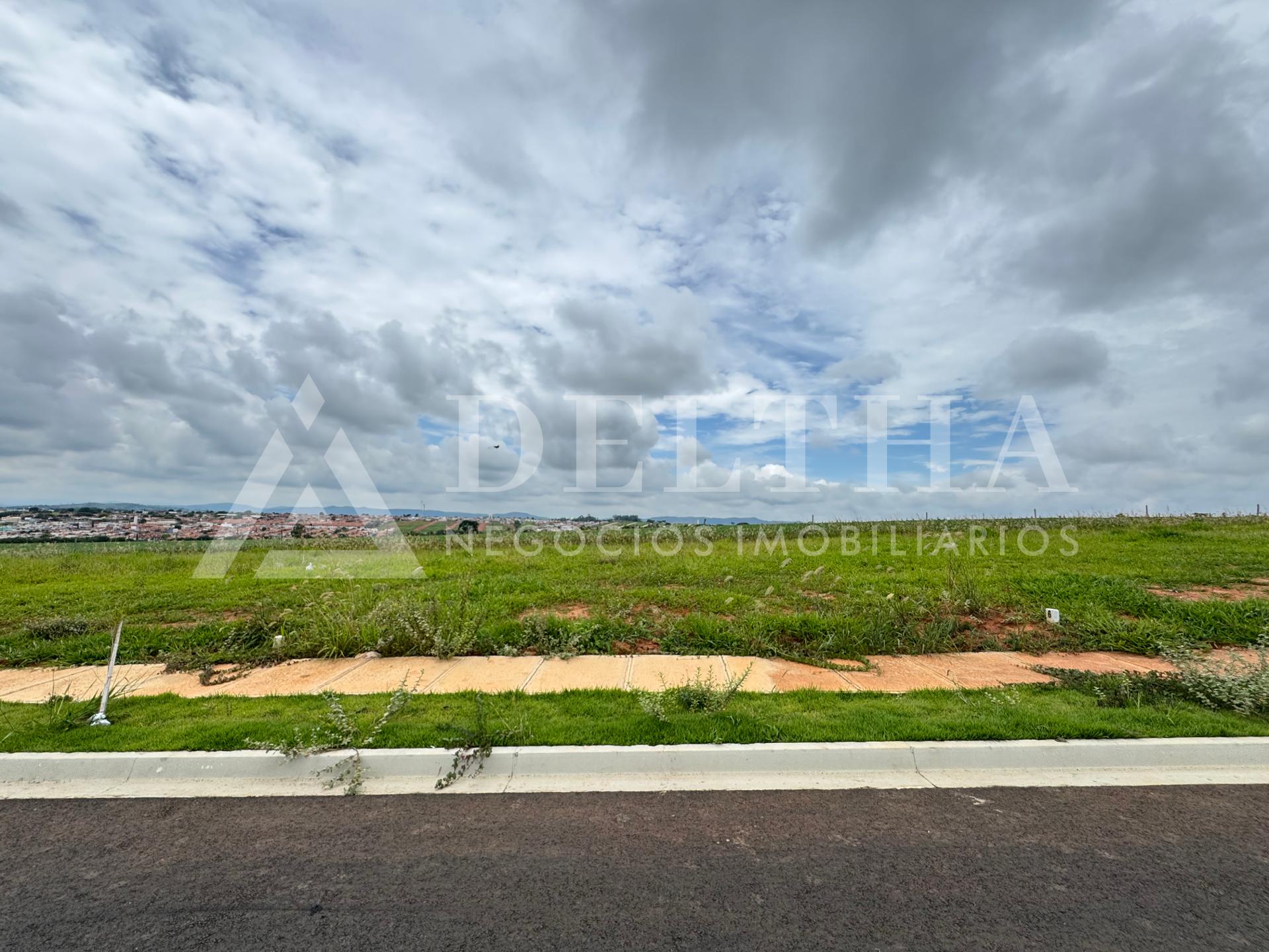 Lote ? venda, Jacaranda, PASSOS - MG plano com 200 metros e ac...