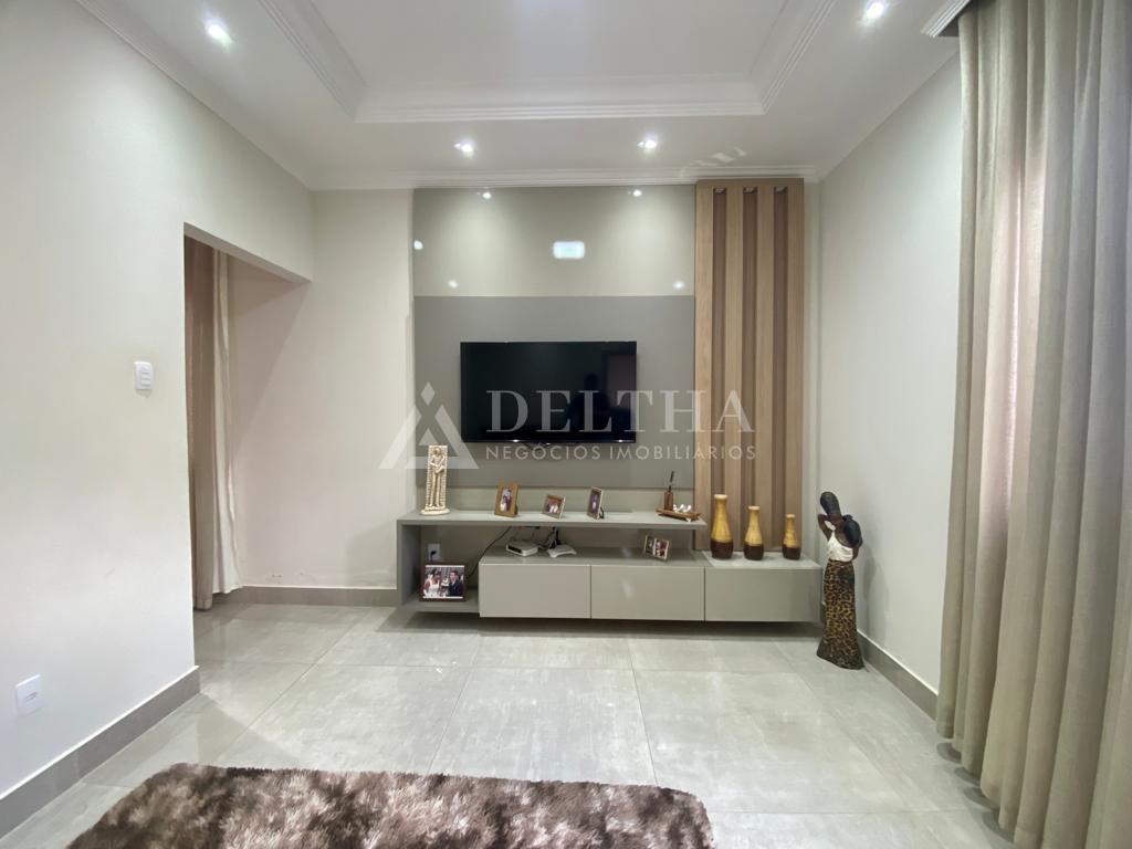 Casa à venda, Polivalente, PASSOS - MG com suíte   2 quartos e...