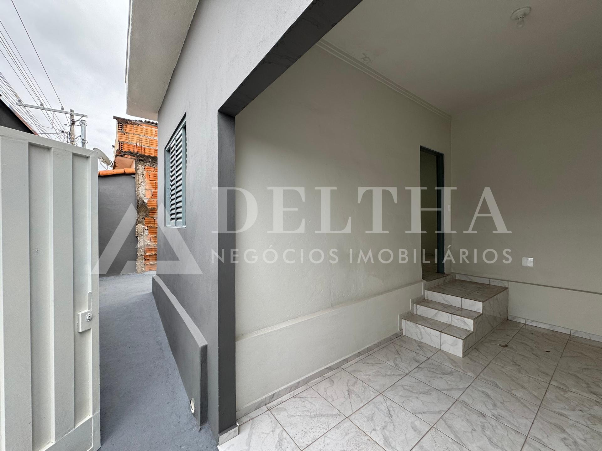 Casa à venda, Polivalente, PASSOS - MG com 2 dormitórios