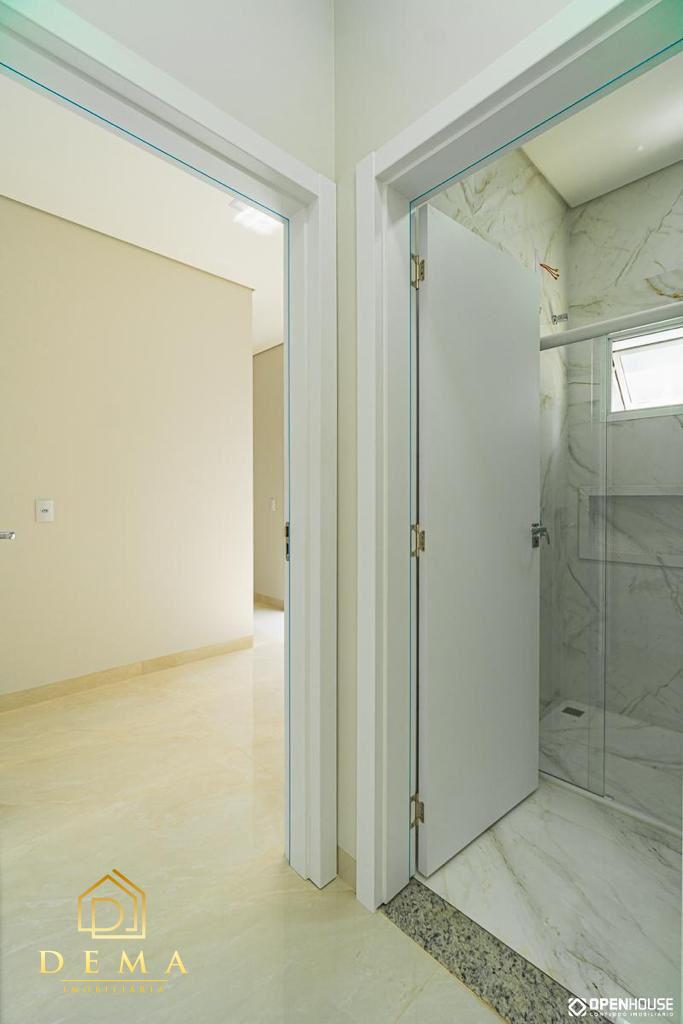 Sobrado à venda e aluguel, 200m² - Foto 17