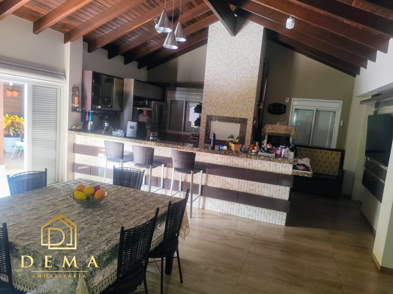 Casa à venda com 2 quartos, 433m² - Foto 3