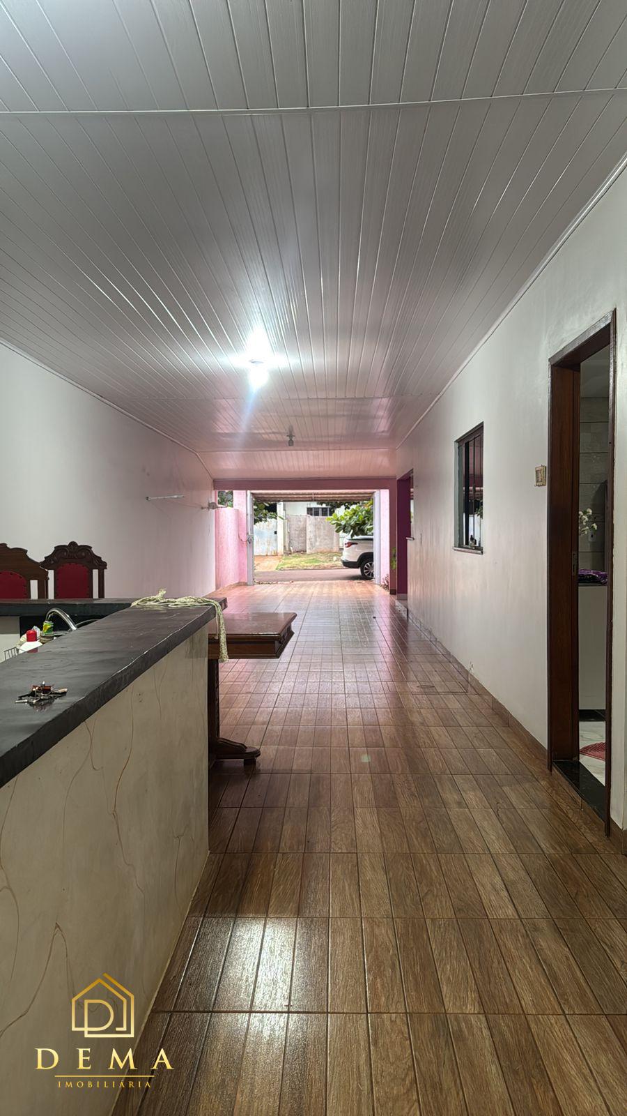 Casa à venda com 3 quartos, 200m² - Foto 4