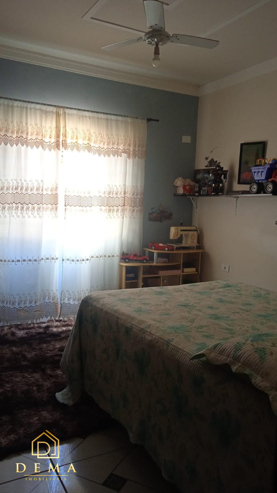 Casa à venda com 1 quarto, 122m² - Foto 9