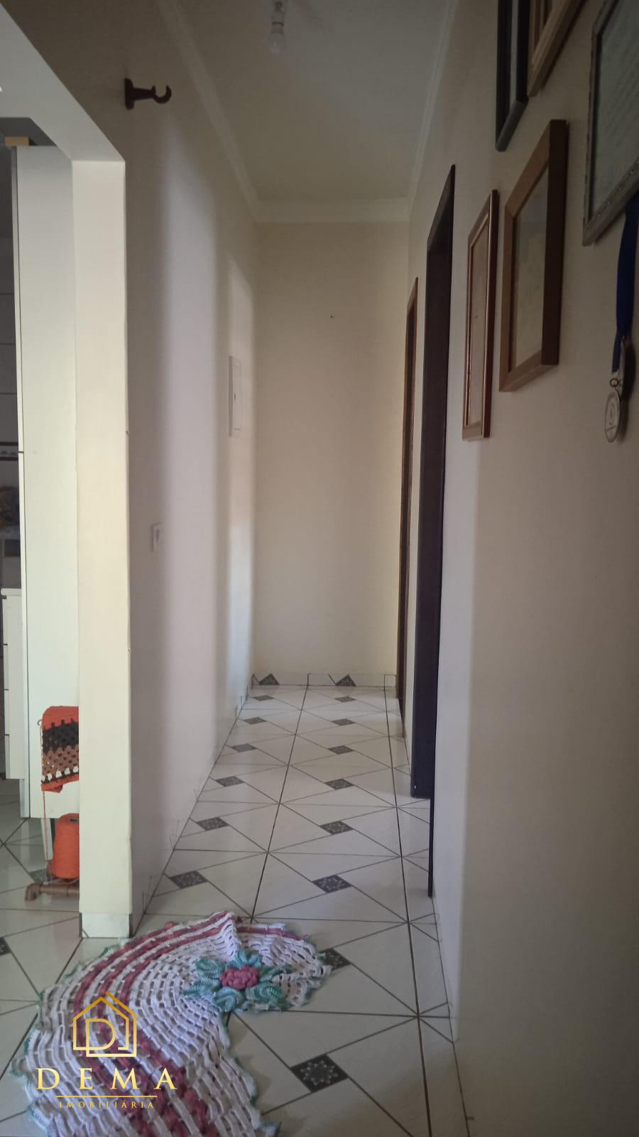 Casa à venda com 1 quarto, 122m² - Foto 11