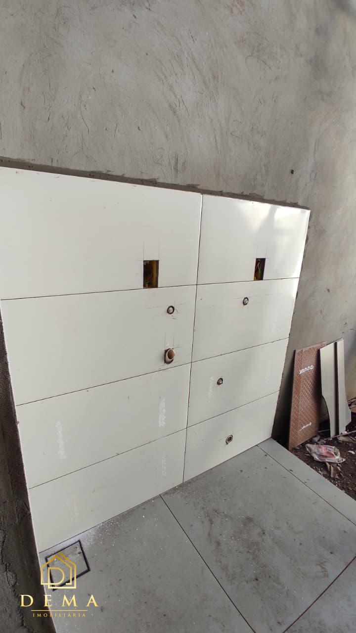 Casa à venda com 2 quartos, 56m² - Foto 3