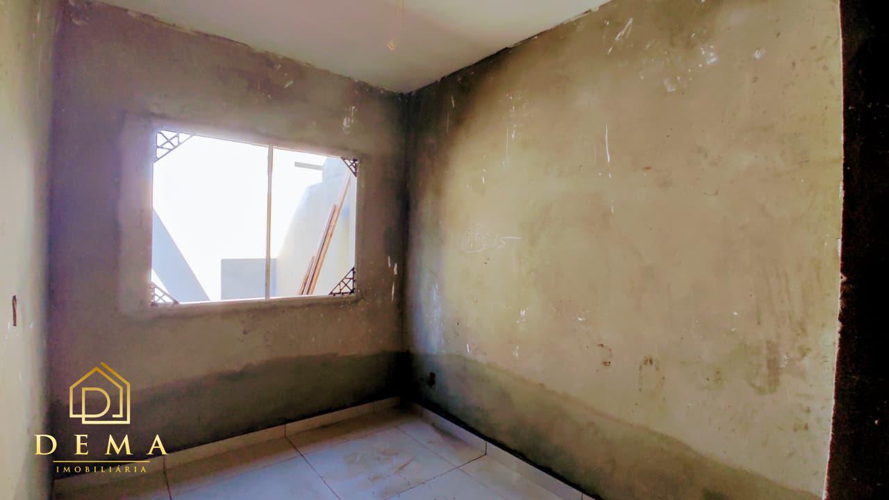 Casa à venda com 2 quartos, 56m² - Foto 8