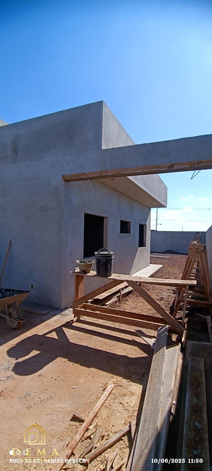 Casa à venda com 2 quartos, 52m² - Foto 14