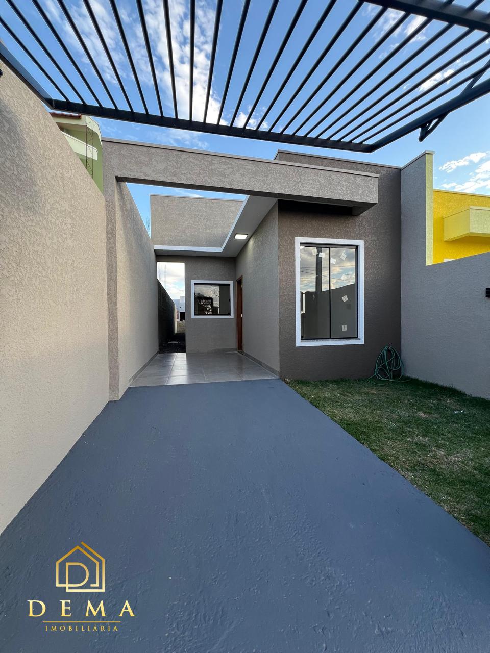 Casa à venda com 3 quartos, 63m² - Foto 1