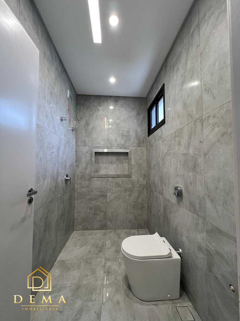 Casa à venda com 2 quartos, 101m² - Foto 12
