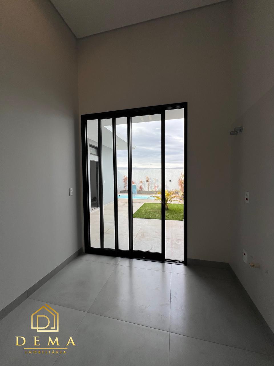 Casa à venda com 2 quartos, 101m² - Foto 14